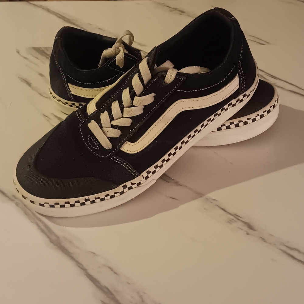 Vans Navy and White Sneakers with Checkered Sole Youth Size 5